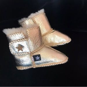 Baby boots gold sheepskin MOLO 0-3